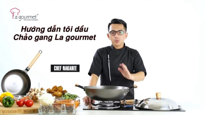 hướng dẫn tôi dầu chảo gang la gourmet