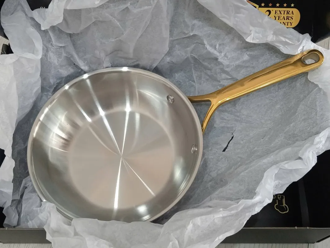 Image #1 from Trần Thư